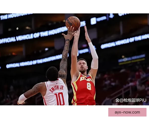 波神首节突发背部不适状态成疑背靠背对阵老鹰或将缺席比赛引发关注 波神首节突发背部不适状态成疑背靠背对阵老鹰或将缺席比赛引发关注